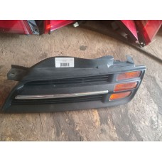 Решітка радіатора з повторювачем повороту